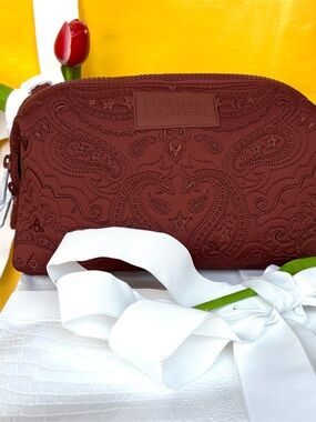 Dagne Dover Toiletry Bag (L)
